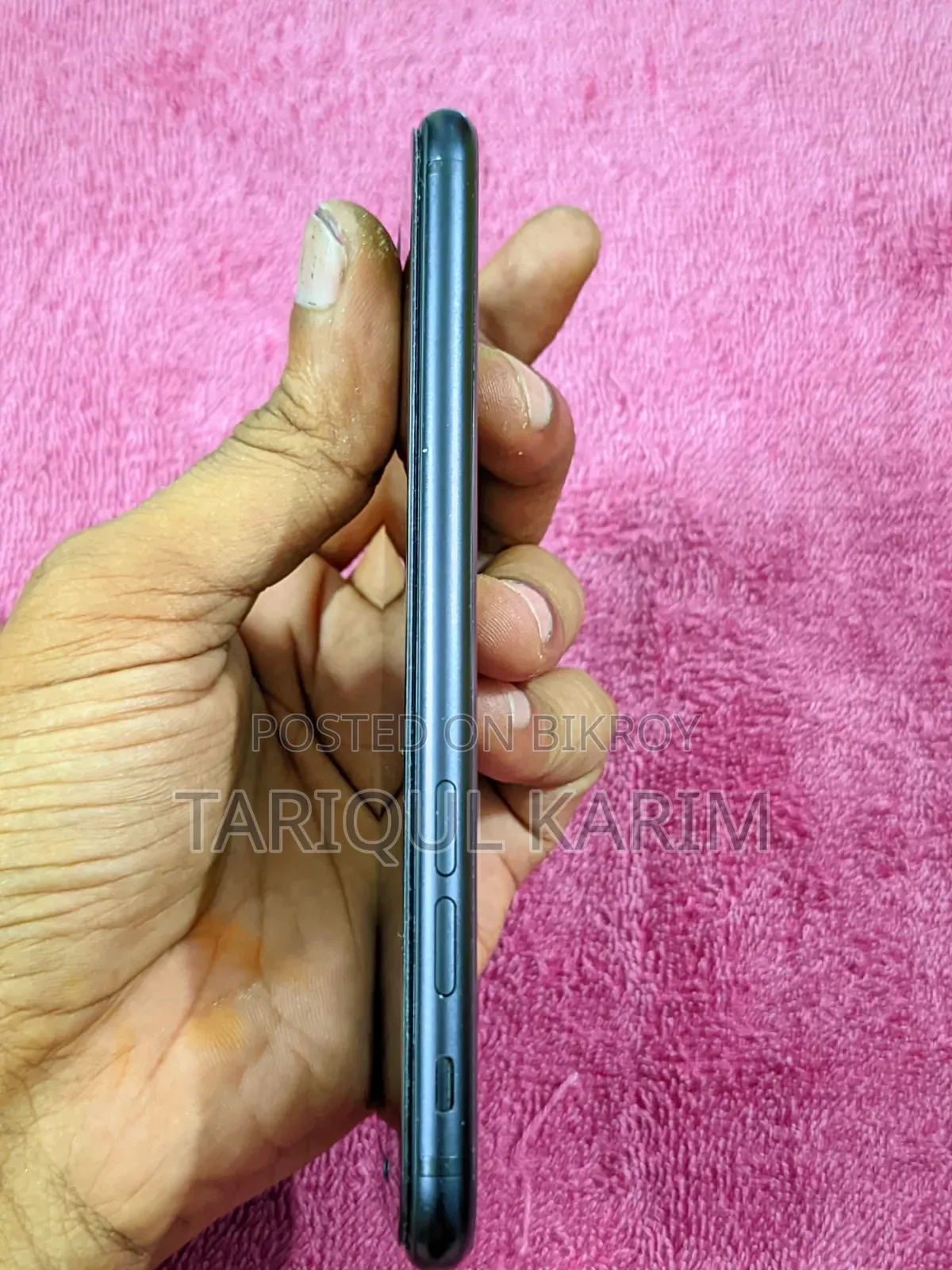 Apple iPhone SE 128 GB Black