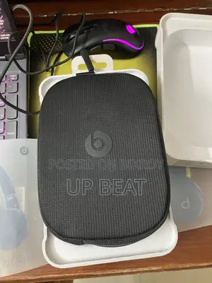 Beats Solo 4