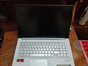Laptop Asus VivoBook S15 S530UN 8GB Intel Core i7 SSD 512GB