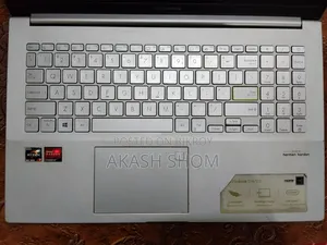 Laptop Asus VivoBook S15 S530UN 8GB Intel Core I7 SSD 512GB