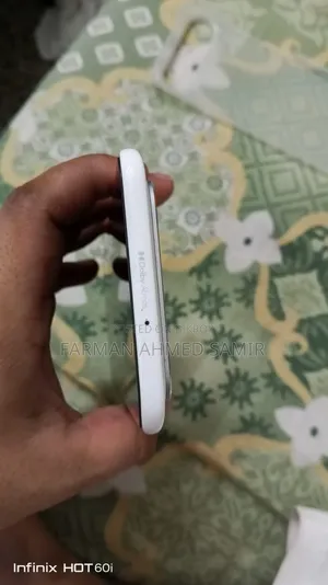 Tecno Pova 128 GB White