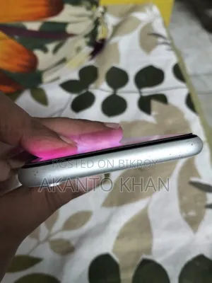 Apple iPhone XR 128 GB White