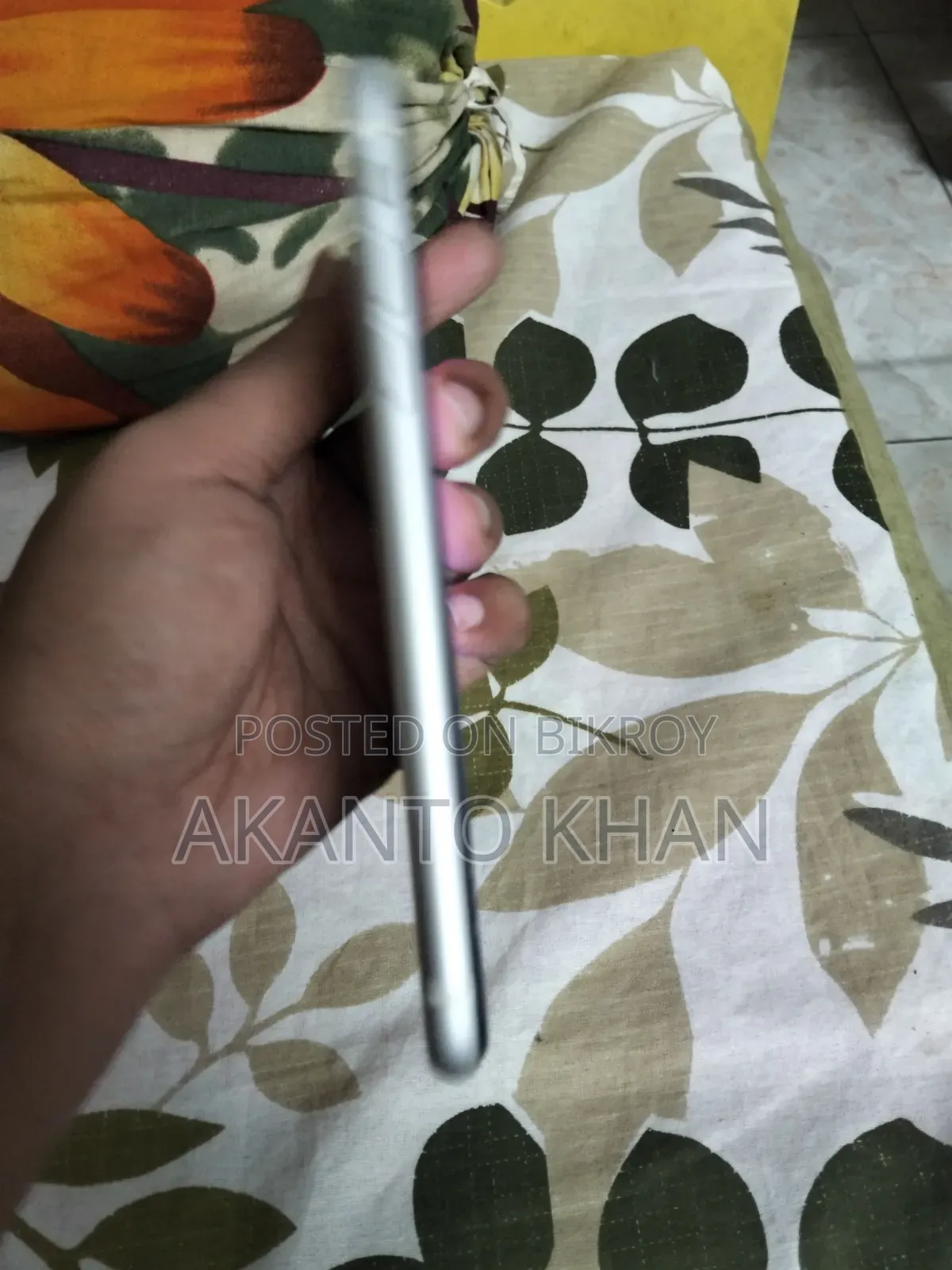 Apple iPhone XR 128 GB White