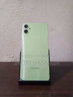 Samsung Galaxy A05 128 GB Green