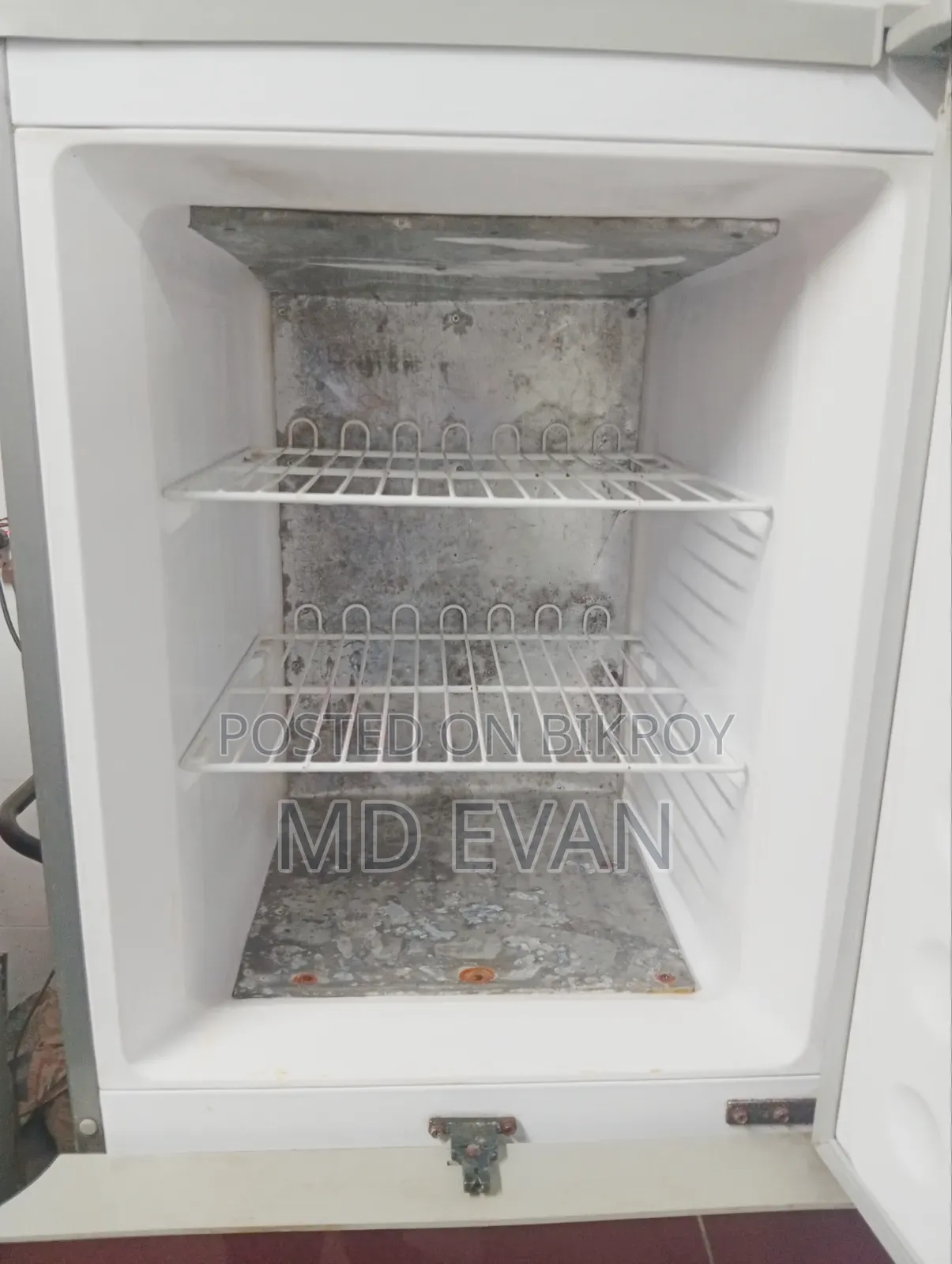 Refrigerator for sale