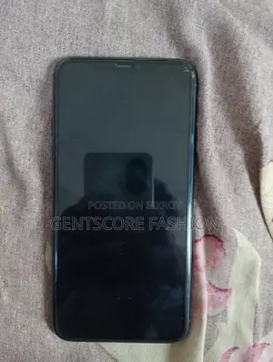 Apple iPhone 11 Pro Max 64 GB Green