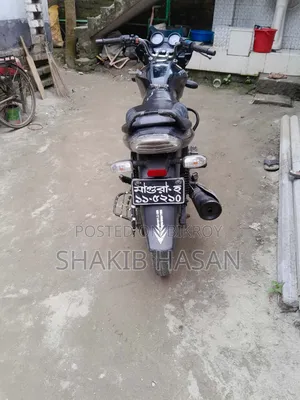 বাজাজ ডিসকভার ১২৫ ২০১৬ সবুজ