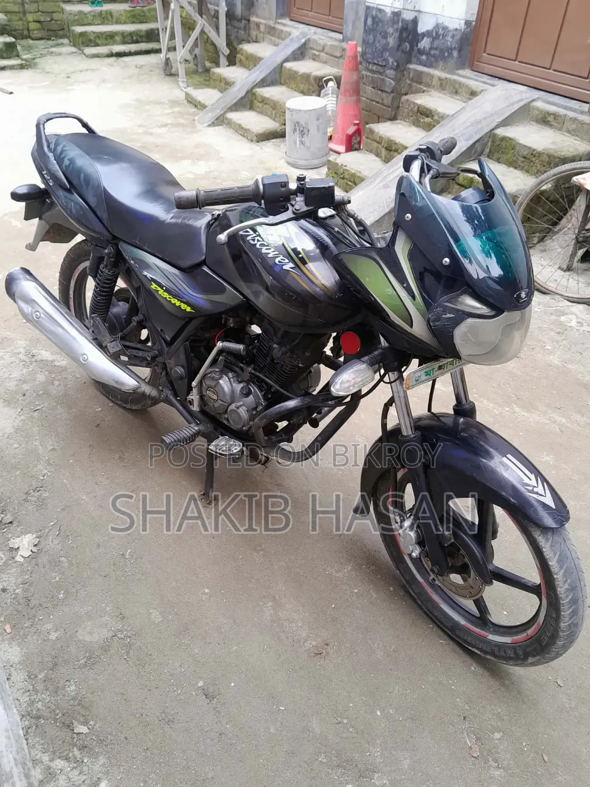 বাজাজ ডিসকভার ১২৫ ২০১৬ সবুজ