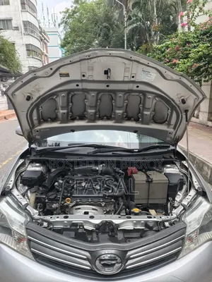 Toyota Axio 2012 Silver