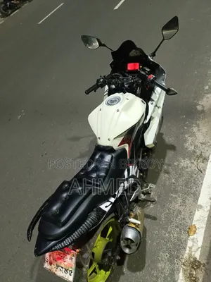 Suzuki Gixxer SF 2016 White
