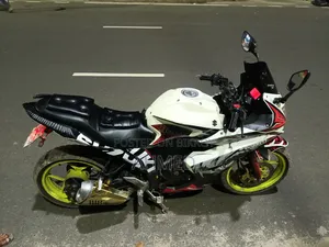 Suzuki Gixxer SF 2016 White