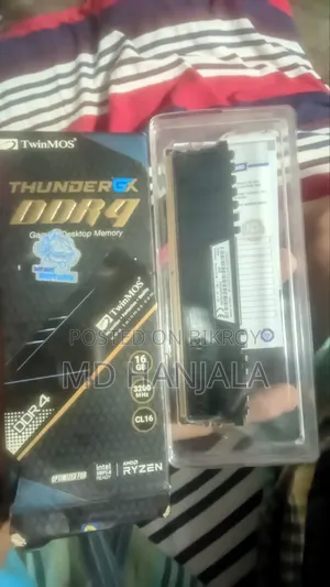 Corsair 8GB DDR4 RAM 3200MHz