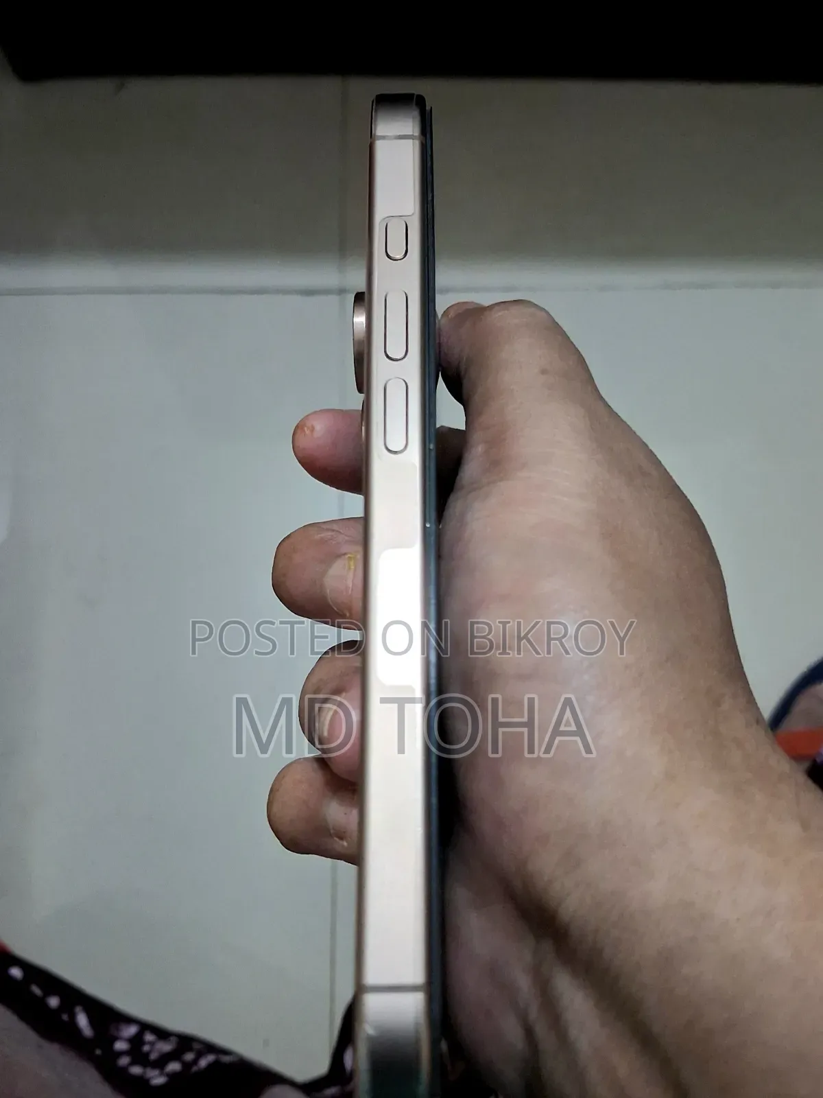 Apple iPhone 16 Pro 128 GB Gold