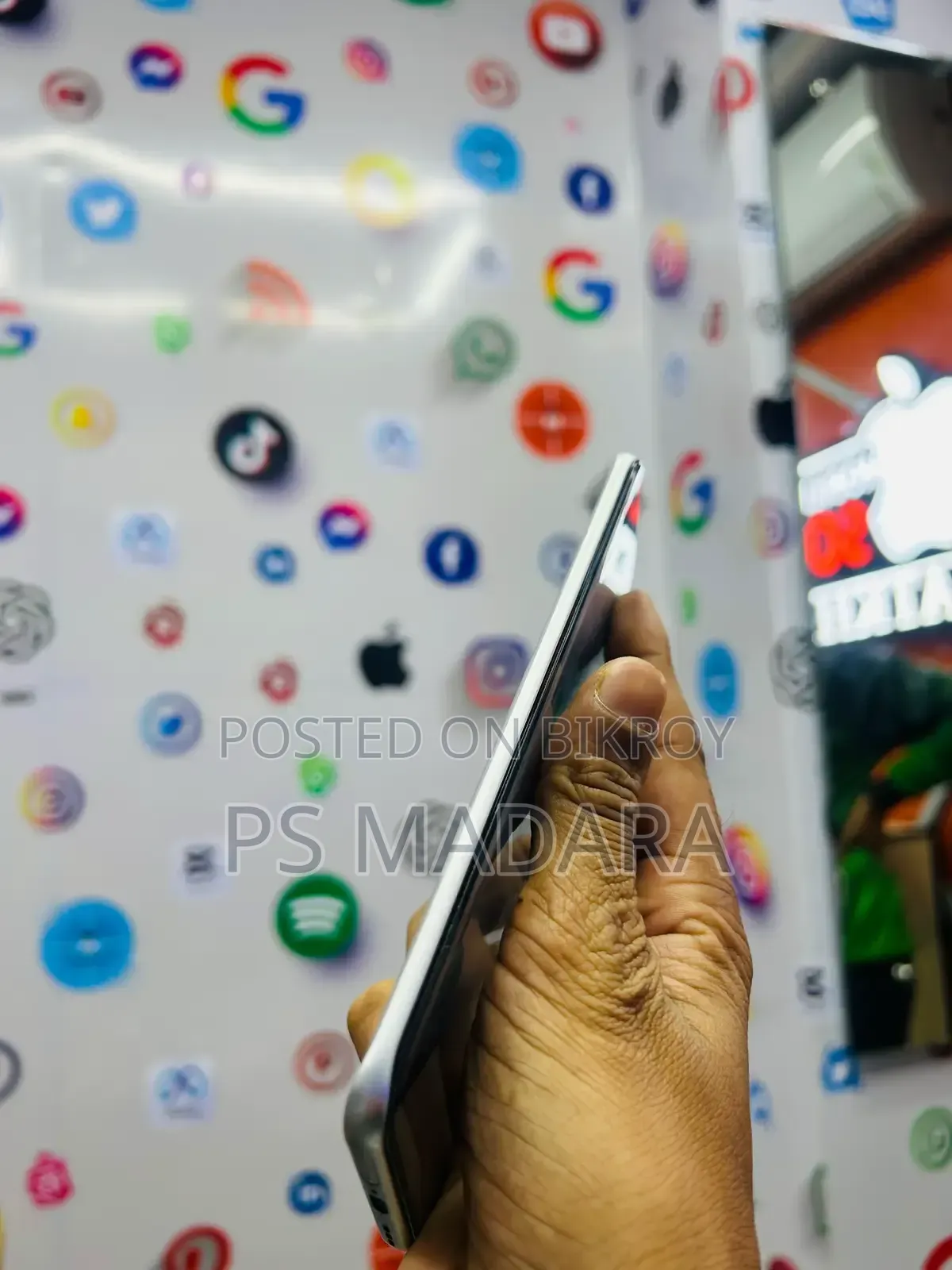 Infinix Hot 60 Pro+ 128 GB Gray