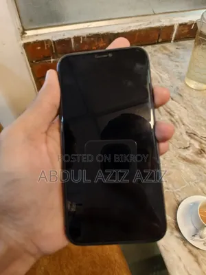 Apple iPhone 11 64 GB Black