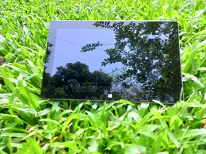 ল্যাপটপ মাইক্রোসফট সারফেস ২জিবি এনভিডিয়া এসএসডি ৬০জিবি