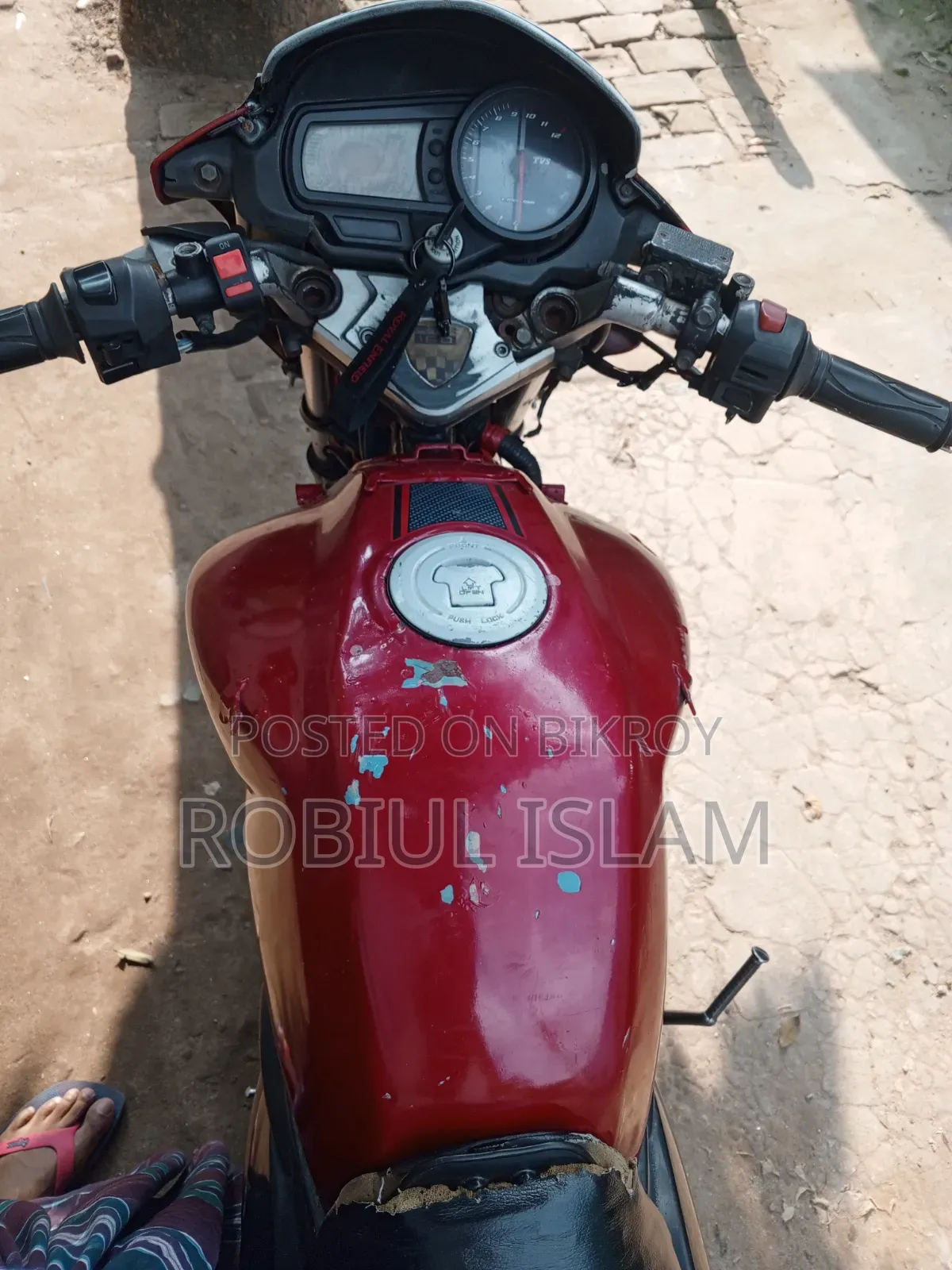 TVS Apache 180 RTR 2012 Red