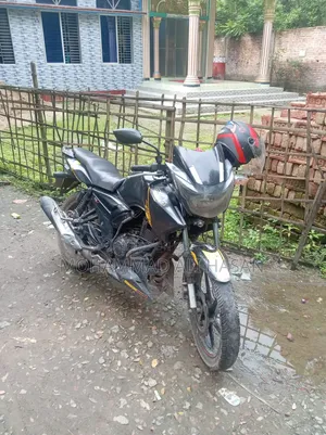 টিভিএস অ্যাপাচি আরটিআর ১৬০ ২ভি ২০১৮ ব্ল্যাক