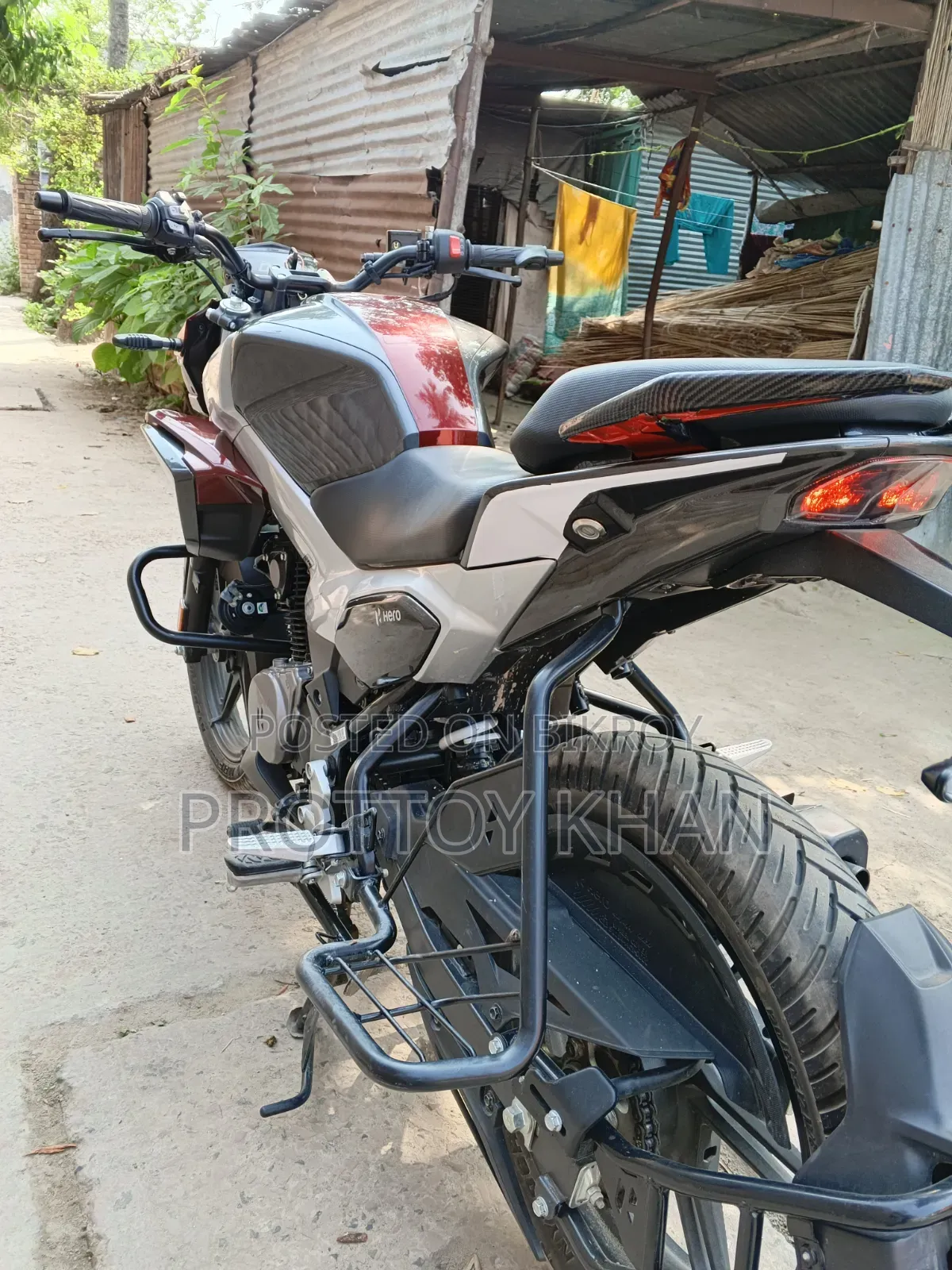 New Hero Xtreme 125R 2026 Red