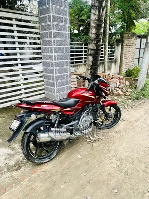 New Bajaj Pulsar 150 2016 Red