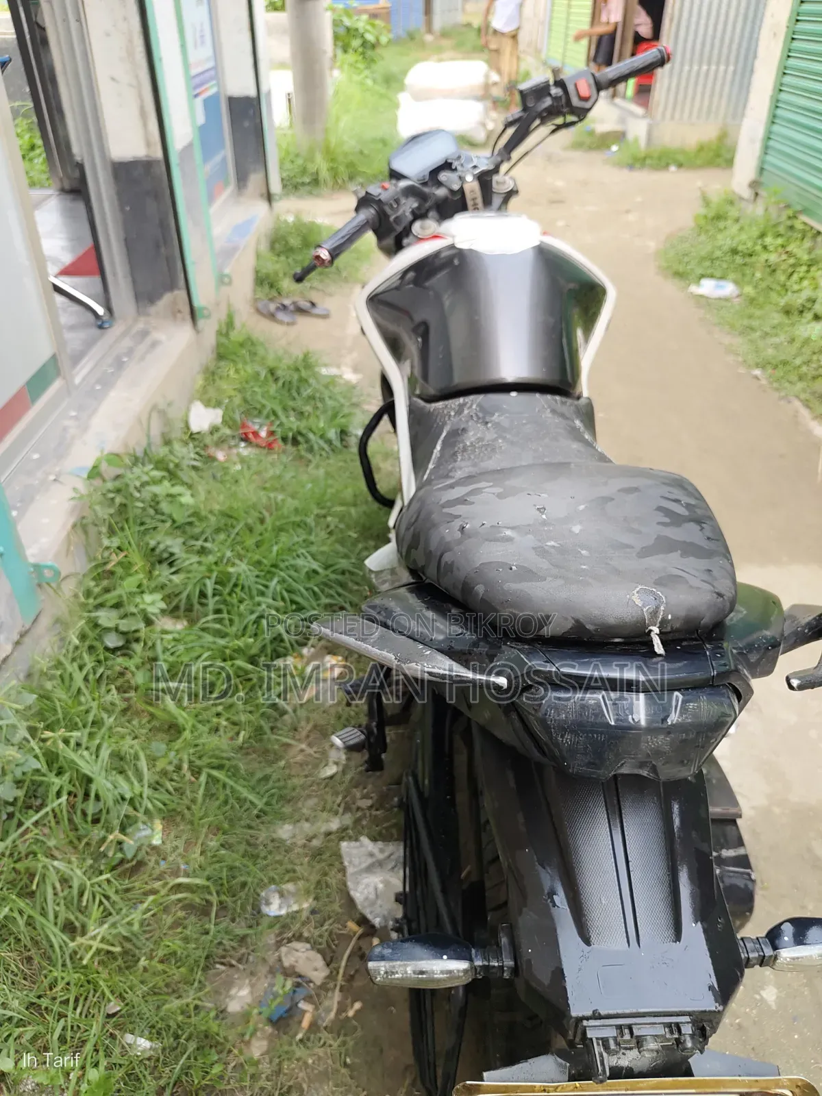 হিরো থ্রিলার ১৬০আর ২০২২ সাদা