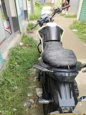 হিরো থ্রিলার ১৬০আর ২০২২ সাদা