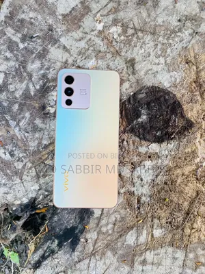 Vivo V23 5G 128 GB Gold