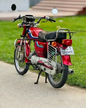 Honda 2000 Red