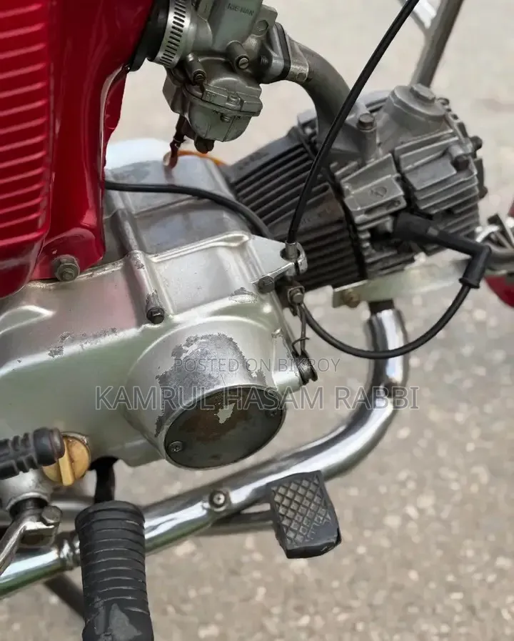 Honda 2000 Red