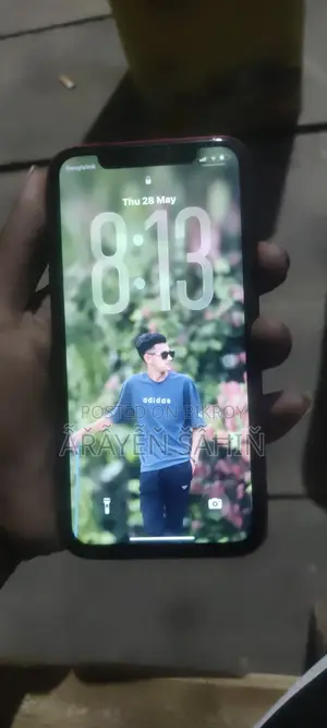 Apple iPhone 11 128 GB Red