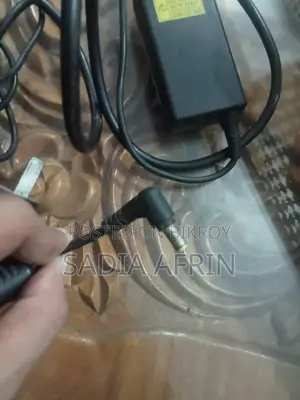 65 Watt Original Laptop Charger