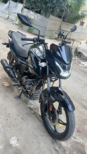 Hero Ignitor 2025 Black