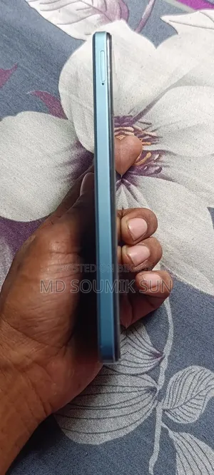 New Benco V90 64 GB Blue