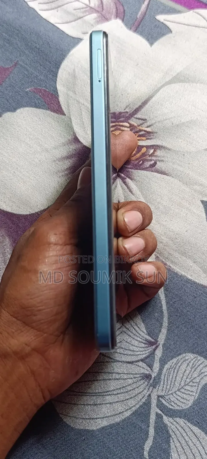New Benco V90 64 GB Blue