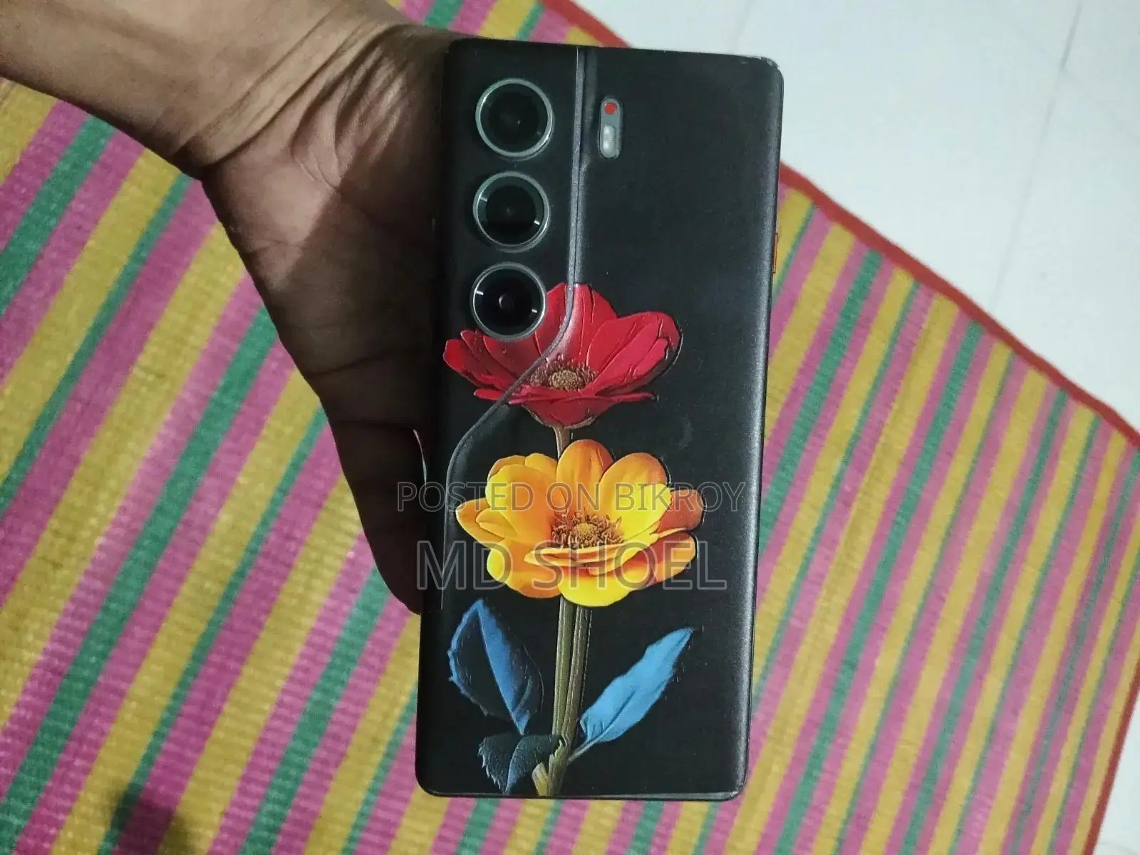 টেকনো ক্যামন ৪০ প্রো ৪জি ২৫৬ জিবি কালো