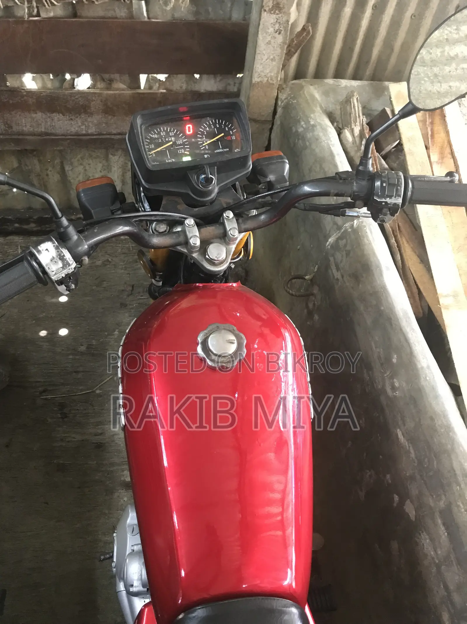 Dayang DY125-52 2007 Red