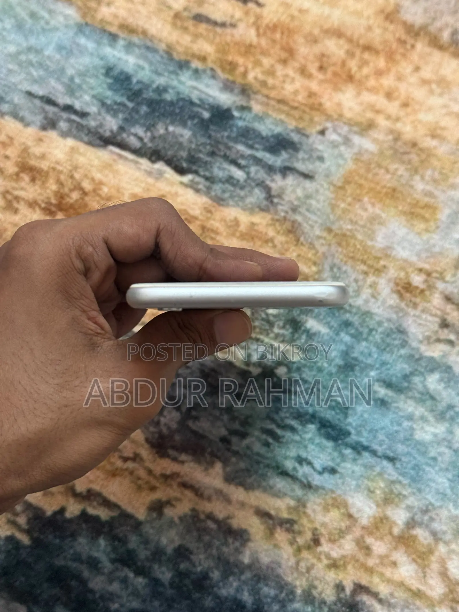 Apple iPhone 6s 16 GB Gold