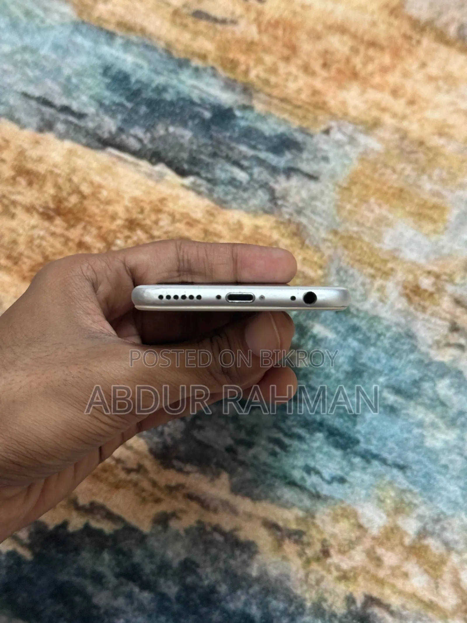 Apple iPhone 6s 16 GB Gold