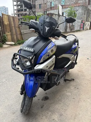 Yamaha YZF-R 2023 Blue