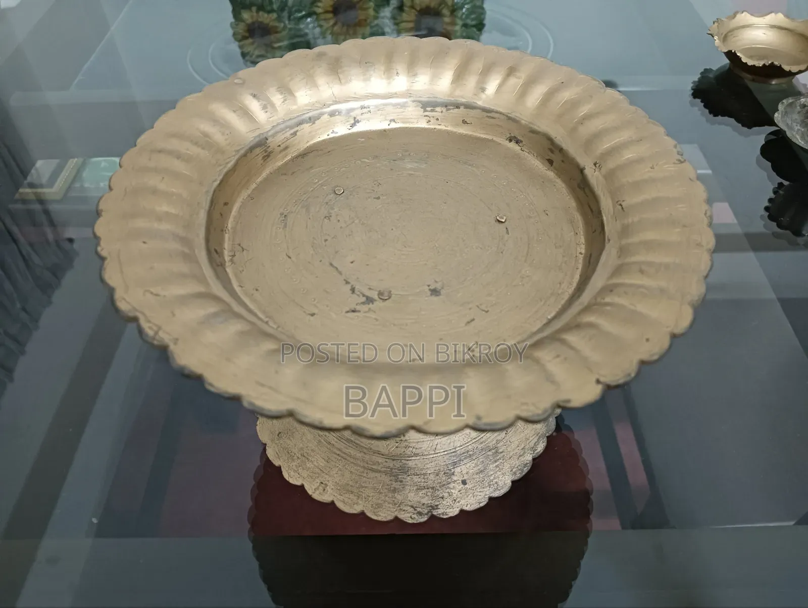 পুরানো শিল্পকর্ম বিক্রির জন্য