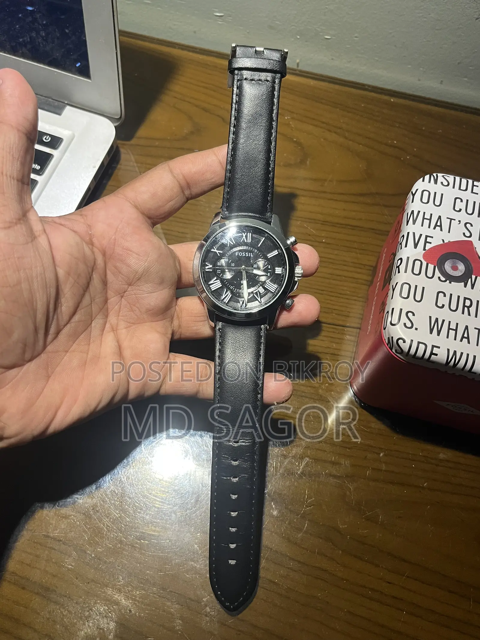 ফসিল গ্র্যান্ট ক্রোনোগ্রাফ ঘড়ি