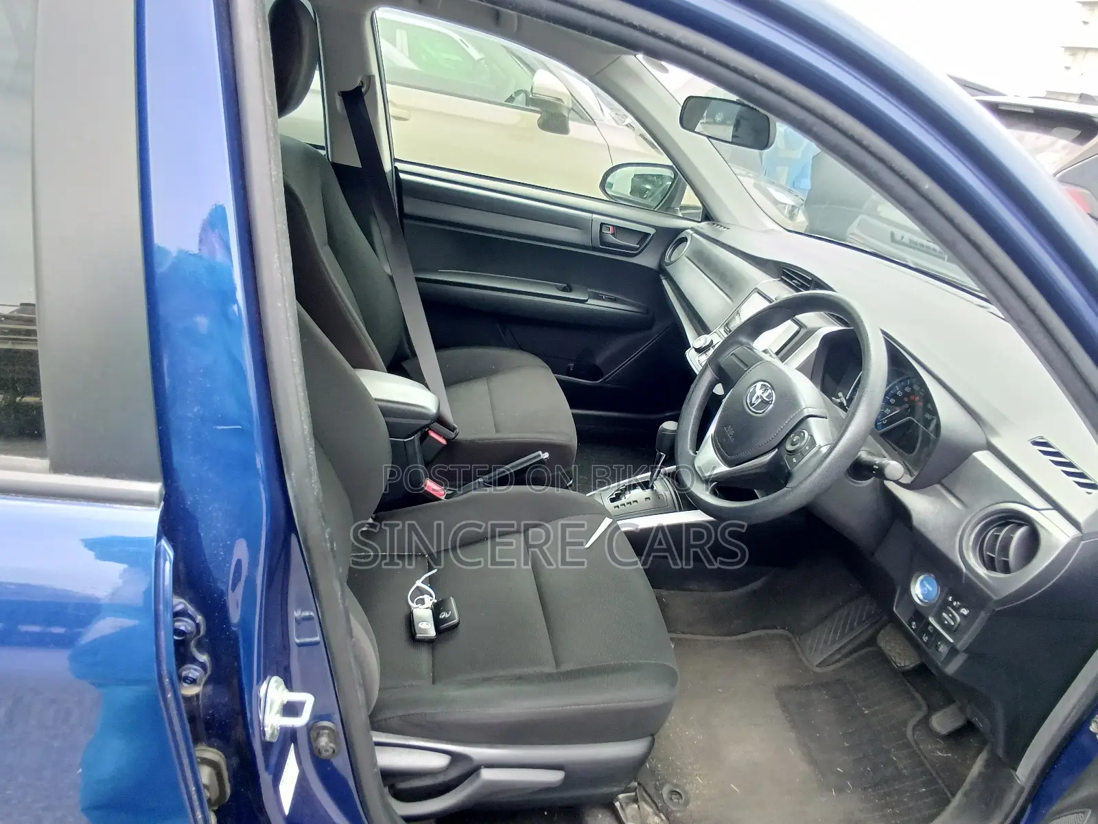 Toyota Corolla Fielder 2021 Blue