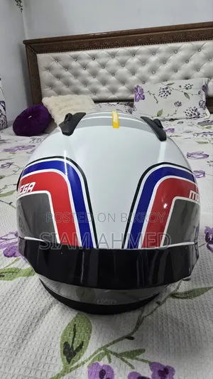 Vega Bolt 1308 Southpaw Edition