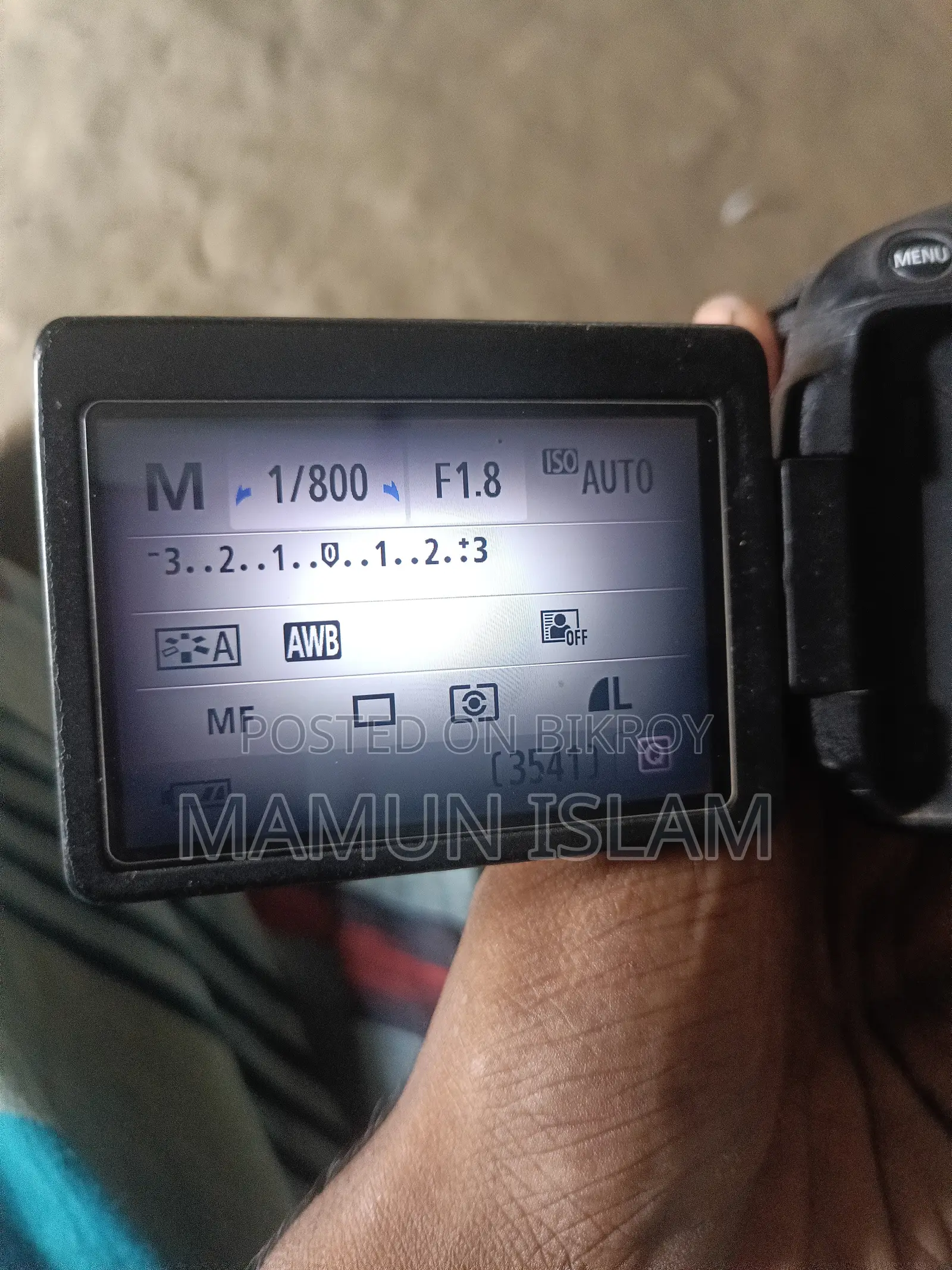 Canon 700d With 50mm Prime Lens Y