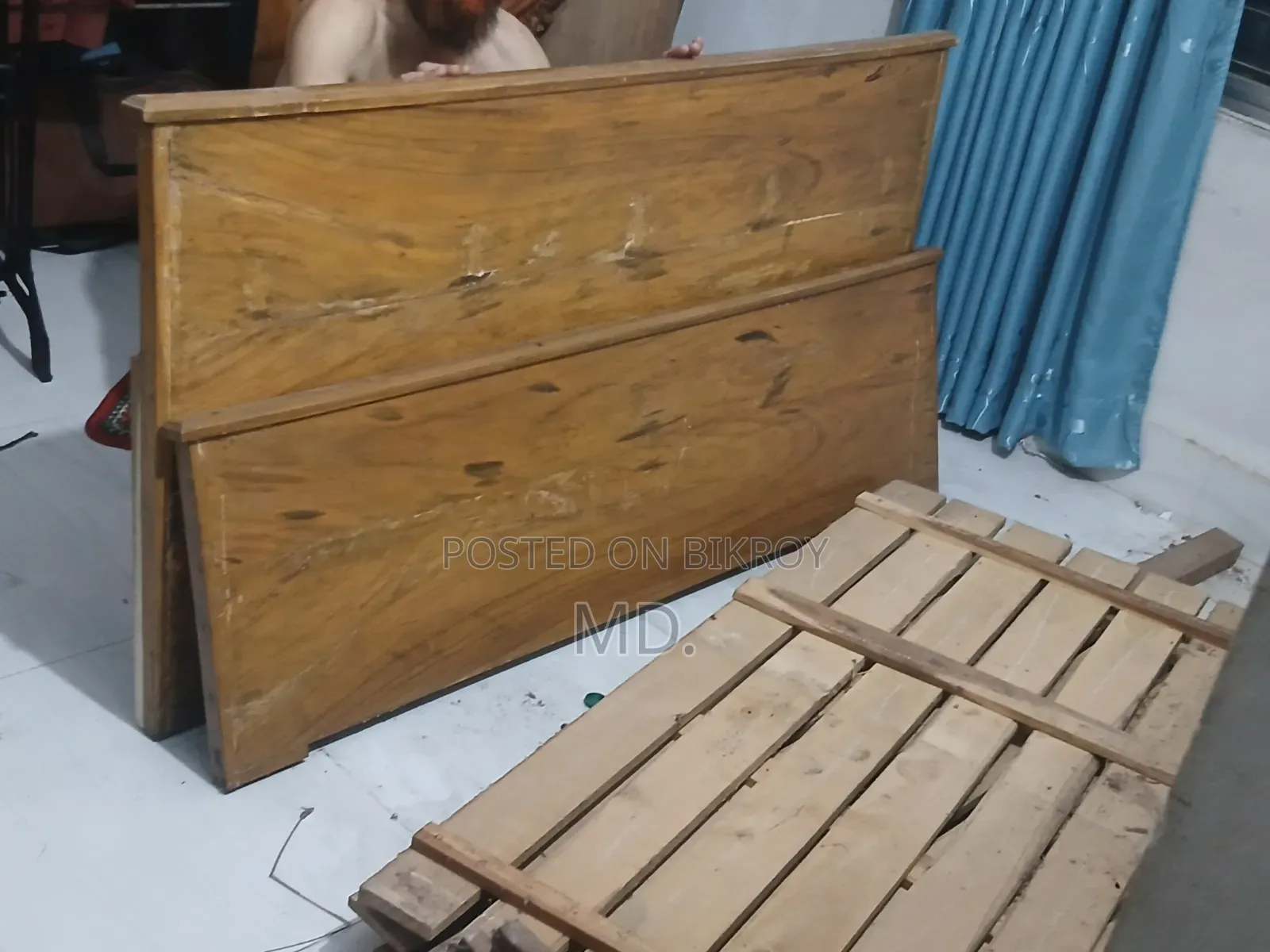 5-year-old used bed for sale