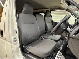 Toyota HiAce 2021 White