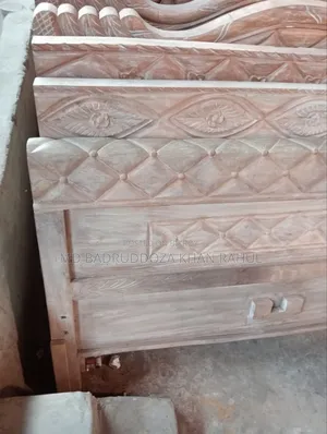 Semi-box Bed
