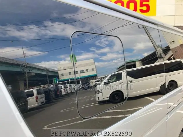 Toyota HiAce 2021 Silver