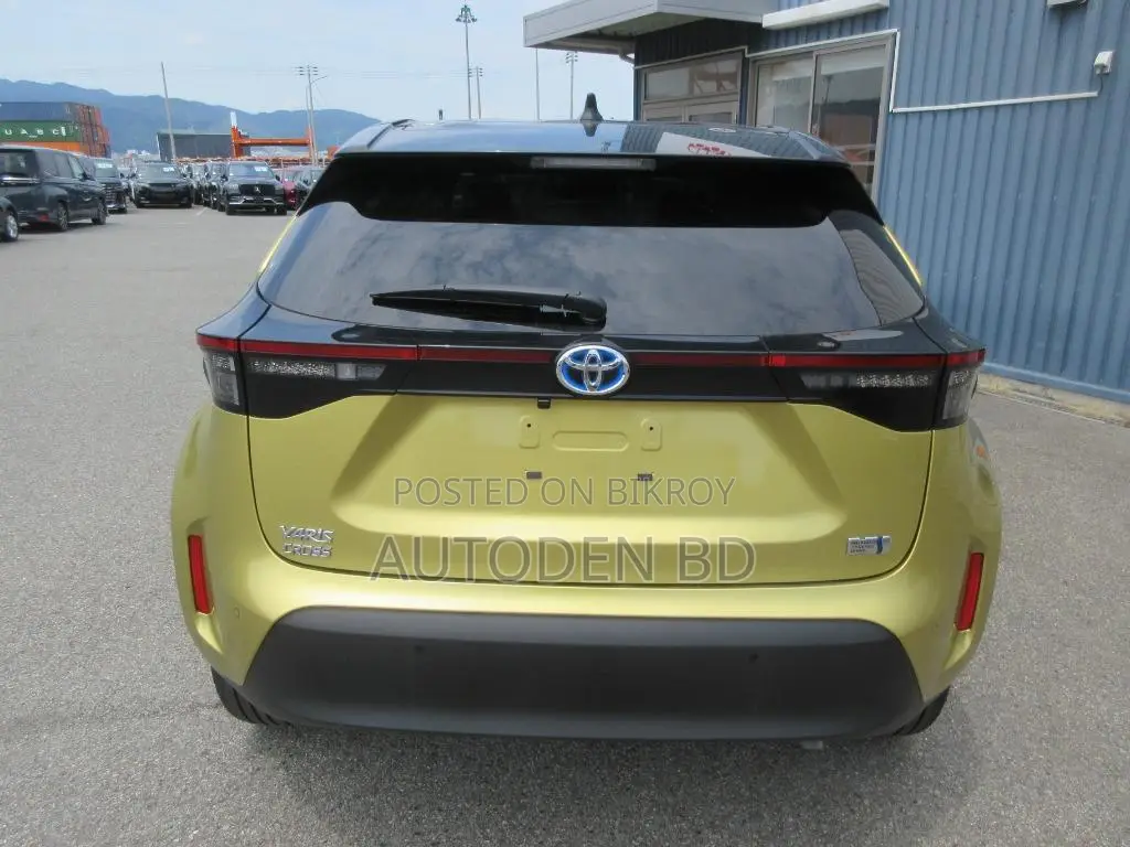Toyota Yaris Cross 2021 Gold