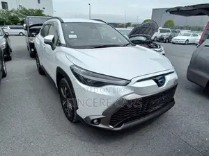 Toyota Corolla Cross 2021 Pearl
